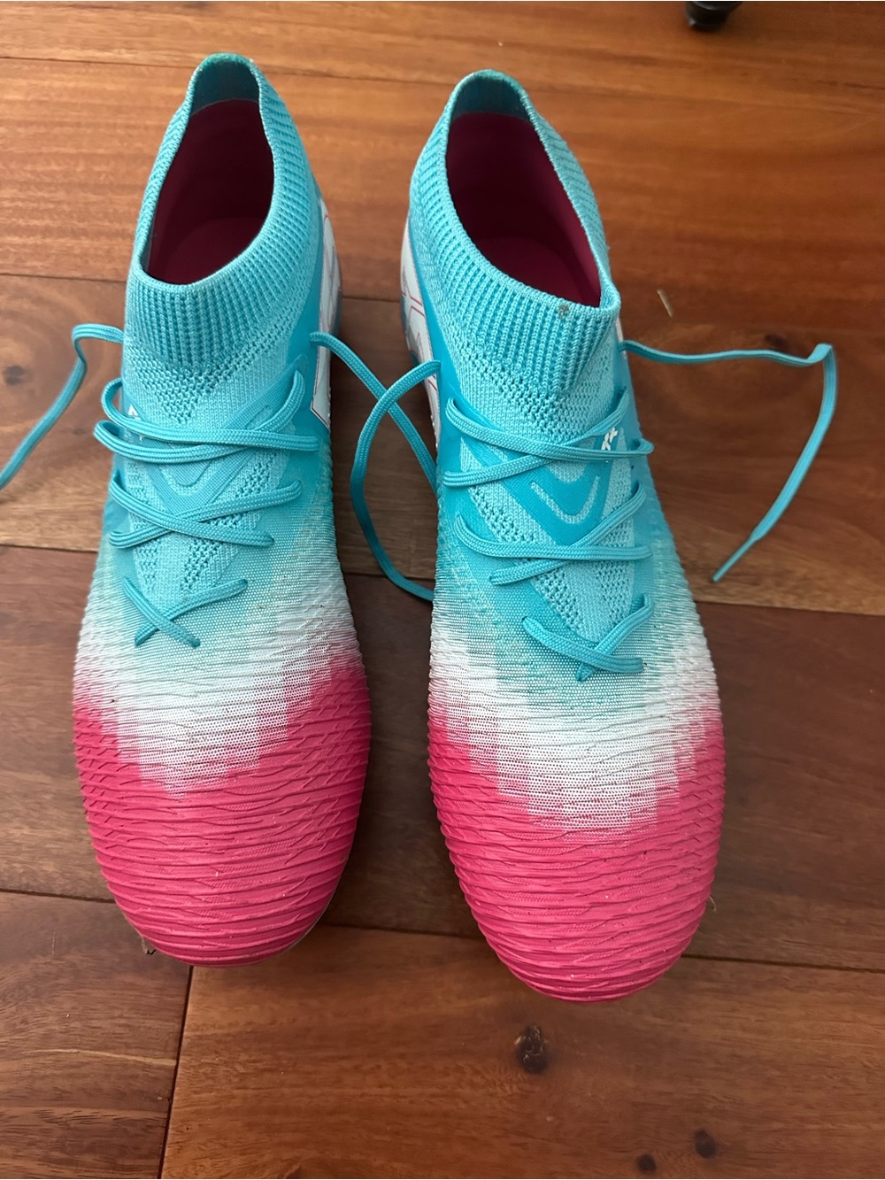 Puma Men's Gradient Knit Soccer Cleats - Teal & Pink size 10.5